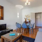 Apartamento 2Bdr Apt With Full Kitchen On Avenida Da Liberdade Lisboa