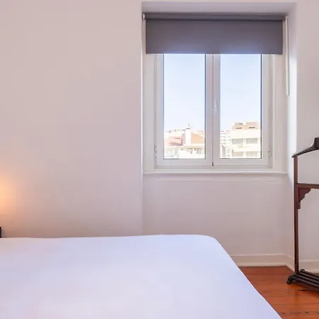 2bdr With Full Kitchen On Avenida Da Liberdade 아파트