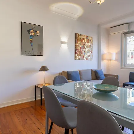 2bdr With Full Kitchen On Avenida Da Liberdade Appartamento