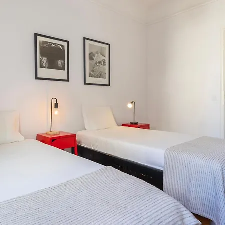 Appartamento 2bdr With Full Kitchen On Avenida Da Liberdade *